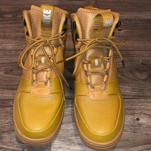 Mens Nike Path Winter High Tops